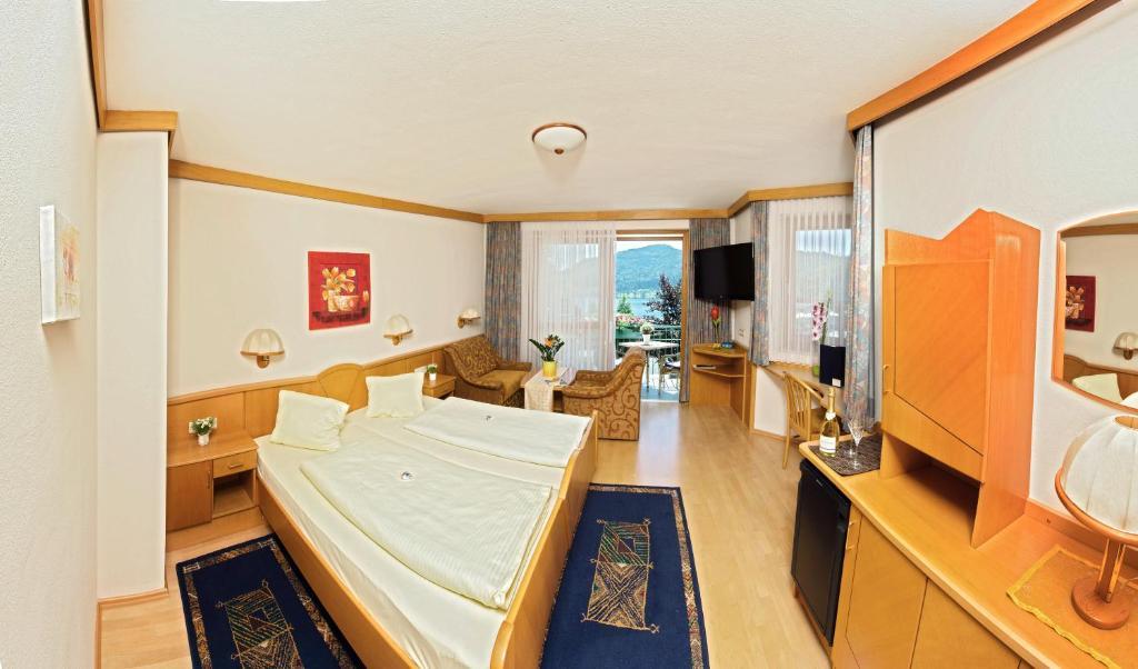 Seehotel Princes Sankt Kanzian am Klopeiner See Oda fotoğraf